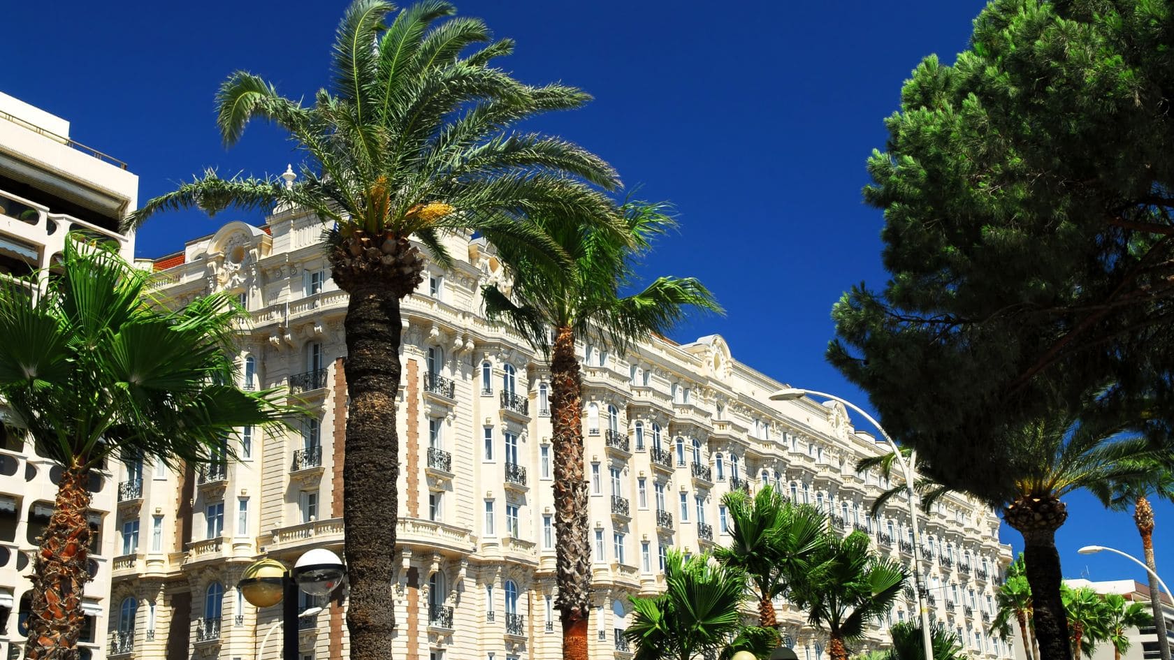 Cannes Tour — 17